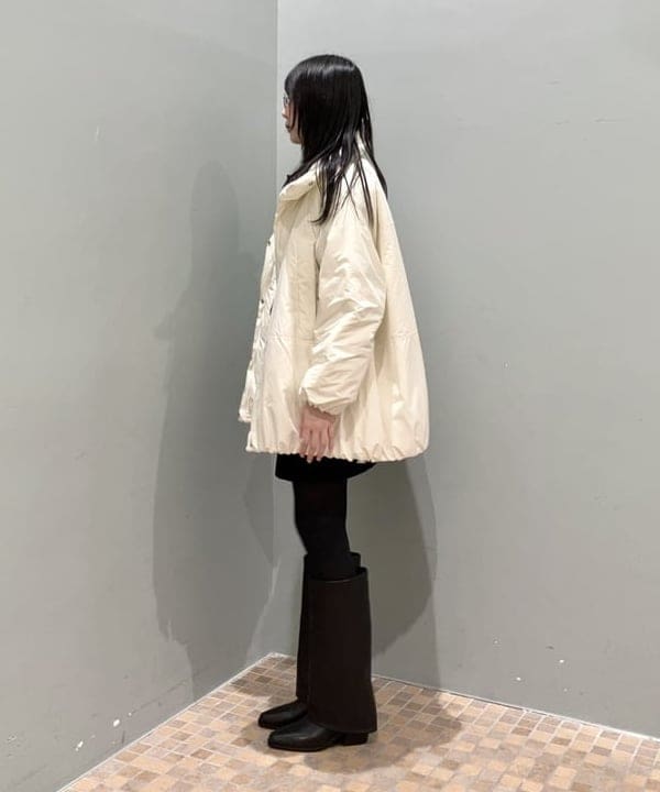 加歩さんの「BEAMS WOMEN｜中綿 スタンドカラー ボリューム ブルゾン」を使ったコーディネート