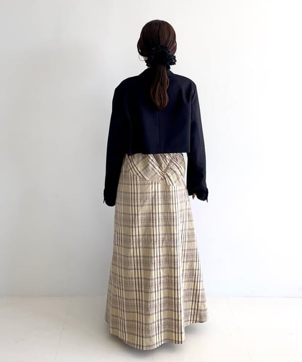 カタヤマ アヤさんの「BEAMS WOMEN｜2ボタン W クロップド ジャケット」を使ったコーディネート