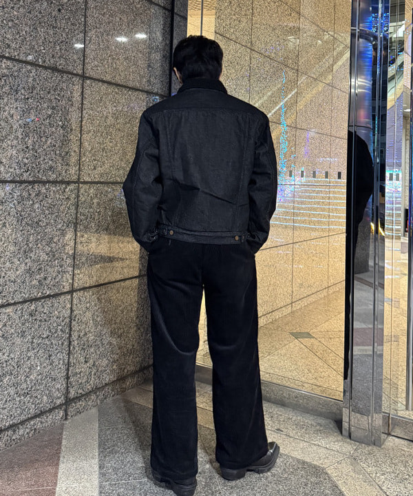 配島 孝明さんの「BEAMS WOMEN｜【別注】Dickies / コーデュロイ パンツ」を使ったコーディネート