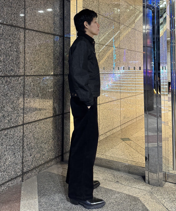 配島 孝明さんの「BEAMS WOMEN｜【別注】Dickies / コーデュロイ パンツ」を使ったコーディネート