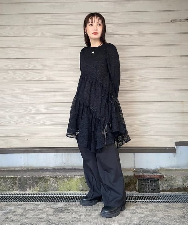 カタヤマ アヤさんの「BEAMS WOMEN｜GHOSPELL / Hera Lace Dress」を使ったコーディネート