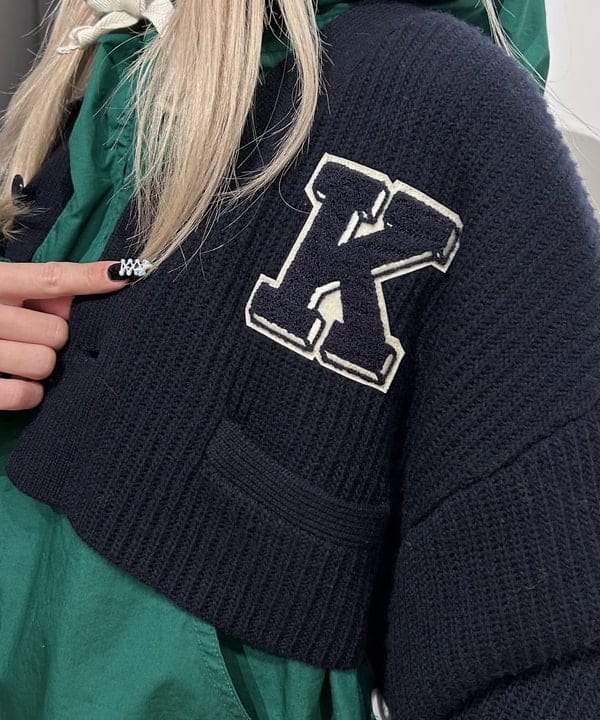 ando naoさんの「BEAMS WOMEN｜【別注】GREGORY / VINTAGE DITCH DAY CHECK ＜A4サイズ収納 / PC収納可＞」を使ったコーディネート