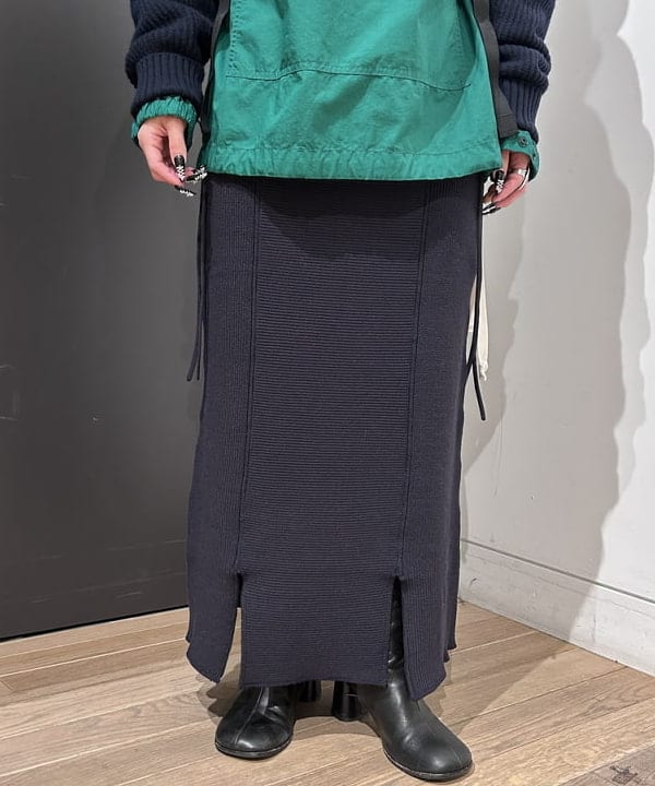 ando naoさんの「BEAMS WOMEN｜【別注】GREGORY / VINTAGE DITCH DAY CHECK ＜A4サイズ収納 / PC収納可＞」を使ったコーディネート