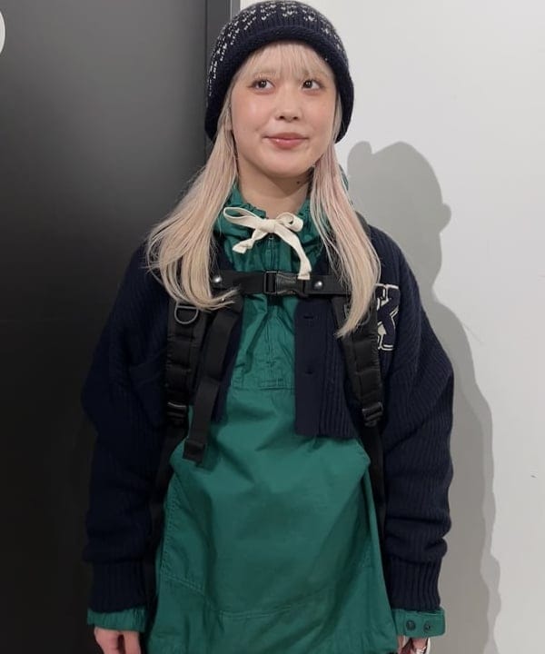 ando naoさんの「BEAMS WOMEN｜【別注】GREGORY / VINTAGE DITCH DAY CHECK ＜A4サイズ収納 / PC収納可＞」を使ったコーディネート