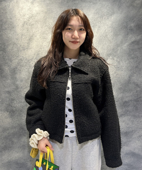 ハルカさんの「BEAMS WOMEN｜ループ シャギー ジップ ブルゾン」を使ったコーディネート