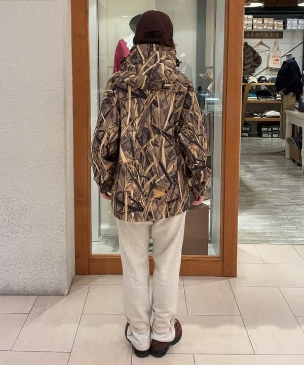 キラリさんの「BEAMS WOMEN｜【別注】Columbia / Sauvie Island（TM）Jacket」を使ったコーディネート