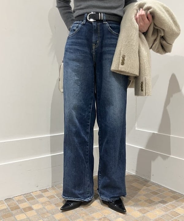 大槻 まひろさんの「BEAMS WOMEN｜モヘヤループ シャギー ジャケット」を使ったコーディネート