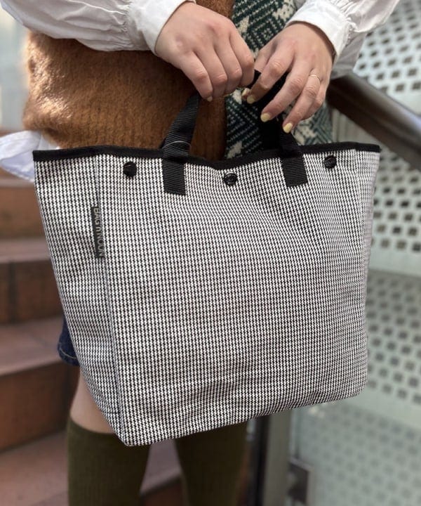イガラシさんの「BEAMS WOMEN｜BAG'n'NOUN / HOMES HOUNDSTOOTH」を使ったコーディネート