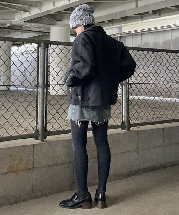 みやさかさんの「BEAMS WOMEN｜リラックスフィット 5ゲージ ノルディック シャギー ニット」を使ったコーディネート