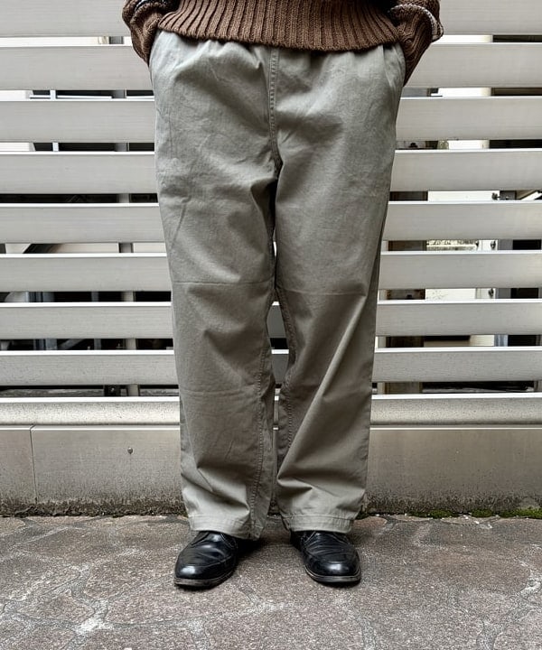 高遠 恒巳さんの「BEAMS WOMEN｜リラックスフィット ベーシック ツイル イージーパンツ」を使ったコーディネート