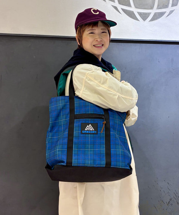 木村 梨香さんの「BEAMS WOMEN｜リバーシブル ダウン ベスト」を使ったコーディネート