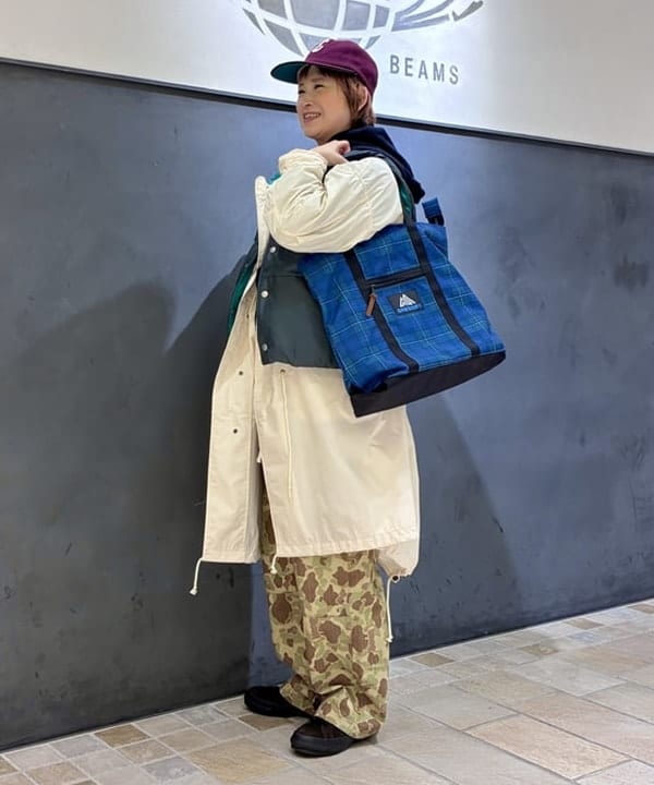 木村 梨香さんの「BEAMS WOMEN｜リバーシブル ダウン ベスト」を使ったコーディネート