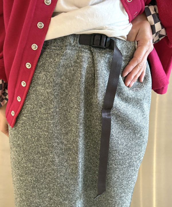 みりさんの「リングドット カーディガン」を使ったコーディネート