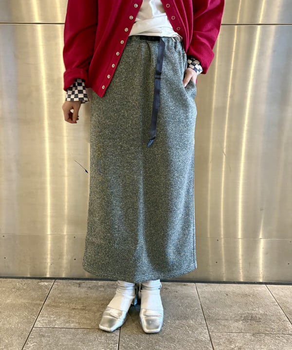 みりさんの「リングドット カーディガン」を使ったコーディネート