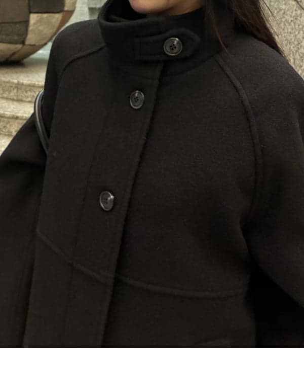 amiriさんの「BEAMS WOMEN｜レースライントラックパンツ」を使ったコーディネート