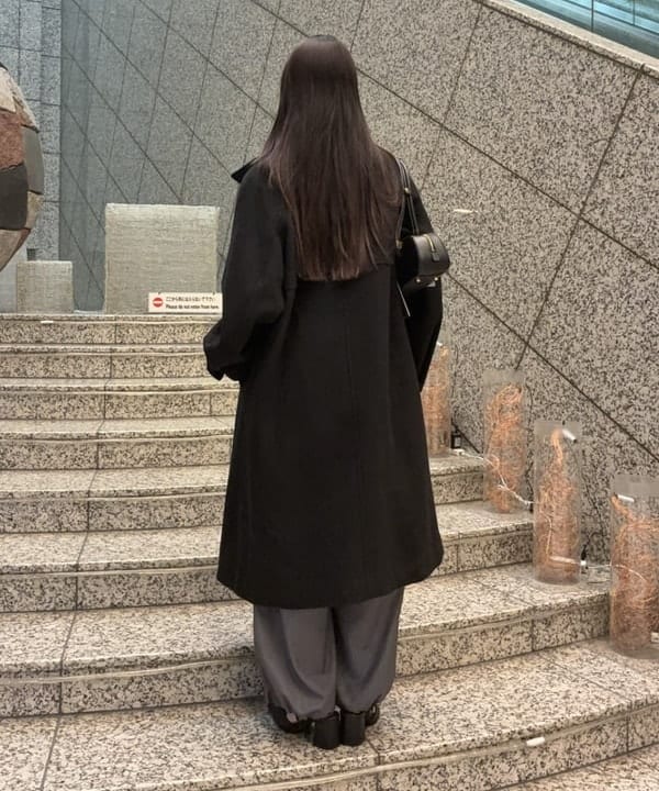 amiriさんの「BEAMS WOMEN｜レースライントラックパンツ」を使ったコーディネート