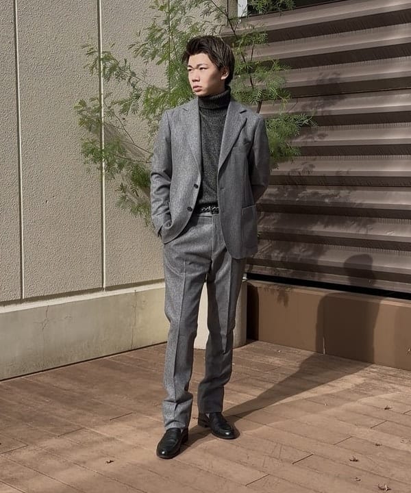 美品✨オーラリー ビームス別注 テーラードジャケット 薄手 ストレッチ アンコン 美品✨オーラリー ビームス別注 テーラードジャケット 薄手 ストレッチ