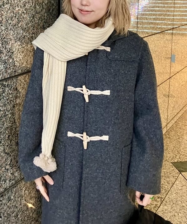 小原 もこさんの「BEAMS WOMEN｜タッセル リブ マフラー」を使ったコーディネート