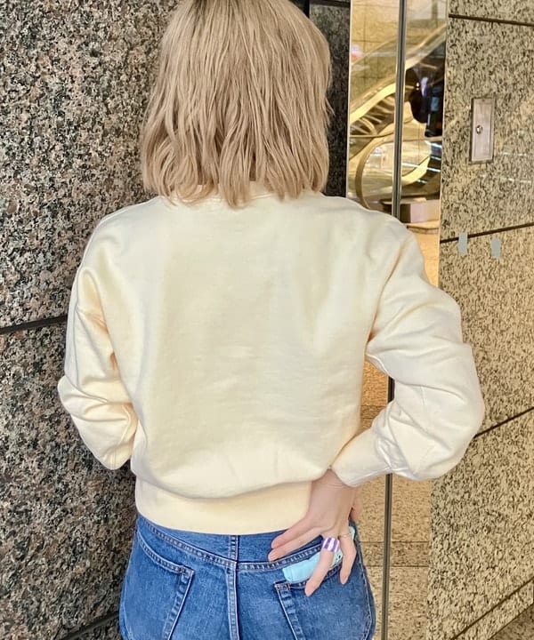 小原 もこさんの「BEAMS WOMEN｜タッセル リブ マフラー」を使ったコーディネート