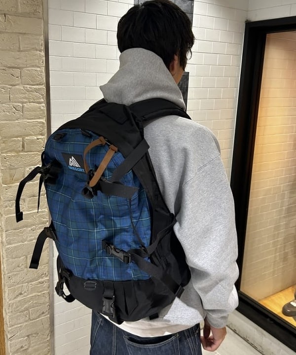 rogiさんの「BEAMS WOMEN｜【別注】GREGORY / VINTAGE DAY AND HARF CHECK」を使ったコーディネート