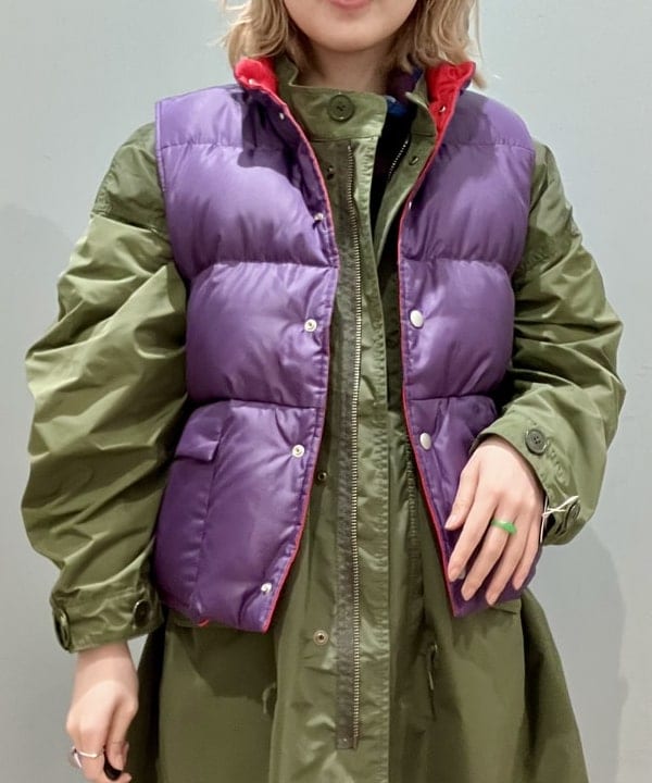 小原 もこさんの「BEAMS WOMEN｜リバーシブル ダウン ベスト」を使ったコーディネート