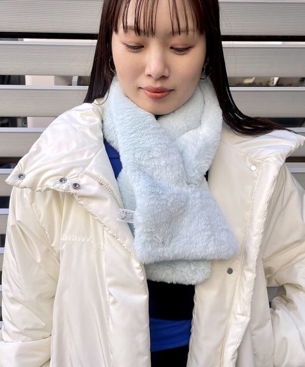 カタヤマ アヤさんの「BEAMS WOMEN｜中綿 スタンドカラー ボリューム ブルゾン」を使ったコーディネート