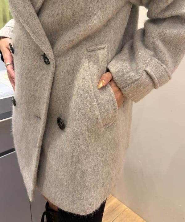 れいなさんの「BEAMS WOMEN｜ライン マフラー」を使ったコーディネート