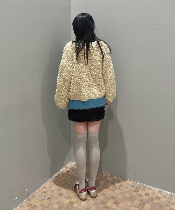 加歩さんの「BEAMS WOMEN｜テープ刺繍 キャミソール ワンピース」を使ったコーディネート