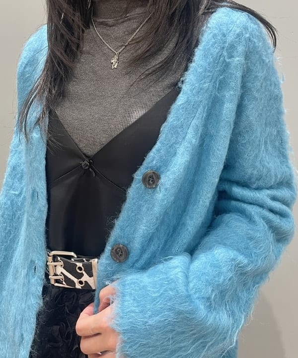 加歩さんの「BEAMS WOMEN｜テープ刺繍 キャミソール ワンピース」を使ったコーディネート