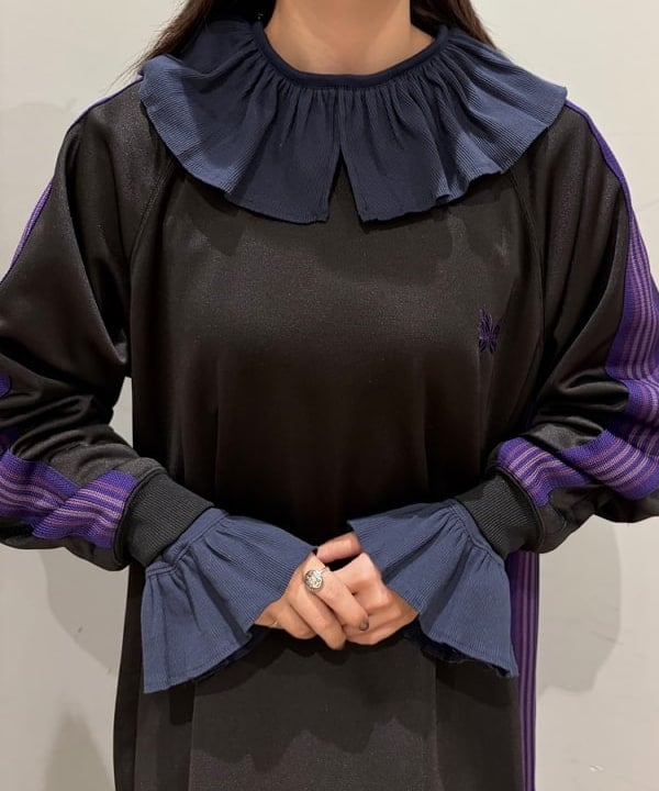 ばるたんさんの「BEAMS WOMEN｜リブ フリル ギャザー ロングスリーブ」を使ったコーディネート