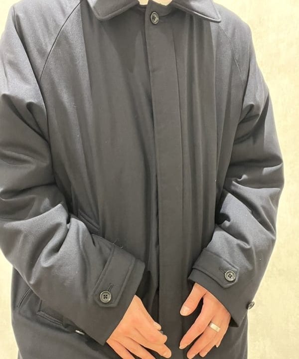 菊田 悠さんの「BEAMS WOMEN｜ワイドフィット 中綿ステンカラーコート」を使ったコーディネート