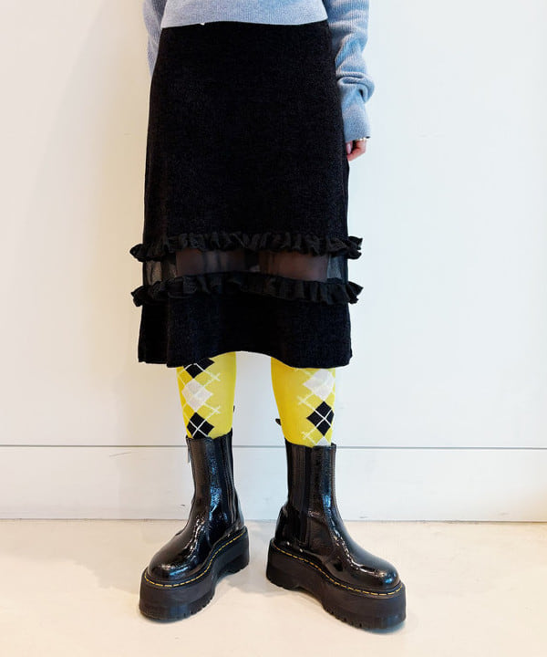 りかちょび/岸本梨佳さんの「BEAMS WOMEN｜リブ オフショルダー プルオーバー」を使ったコーディネート