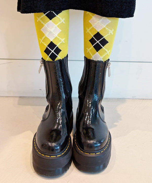 りかちょび/岸本梨佳さんの「BEAMS WOMEN｜リブ オフショルダー プルオーバー」を使ったコーディネート