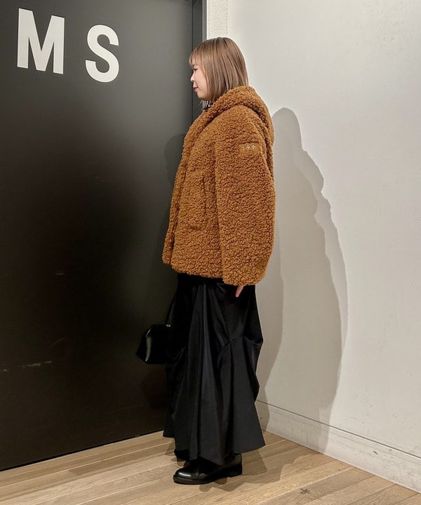 早川 萌子さんの「BEAMS WOMEN｜YAHKI / YH-752 SHOULDER BAG」を使ったコーディネート