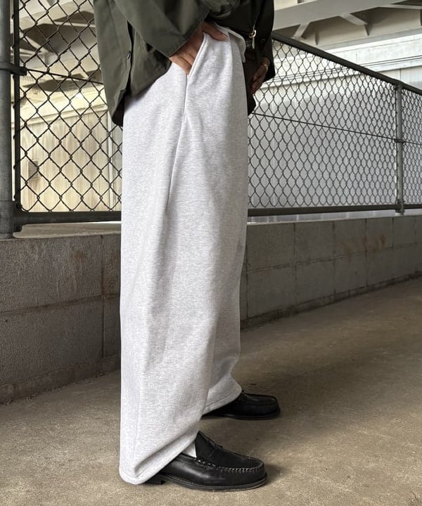 NADEL ナデールさんの「BEAMS WOMEN｜【別注】Barbour / BEDALE 2Layer Classic Fit」を使ったコーディネート