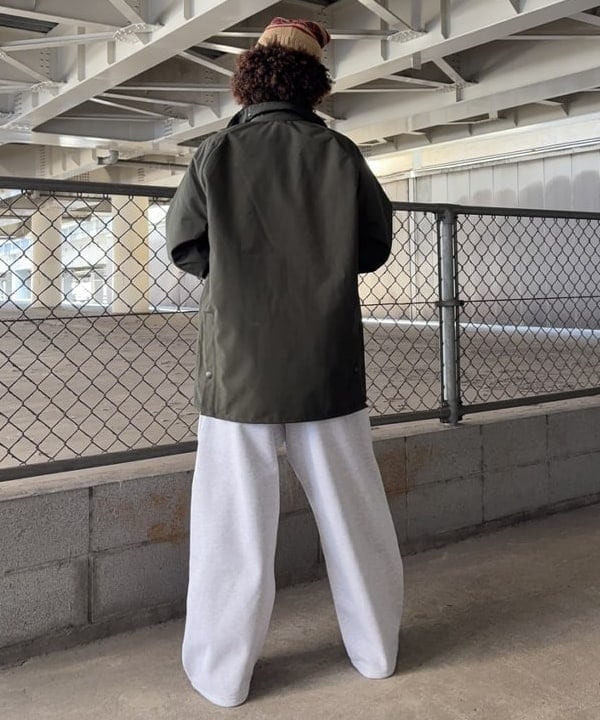 NADEL ナデールさんの「BEAMS WOMEN｜【別注】Barbour / BEDALE 2Layer Classic Fit」を使ったコーディネート