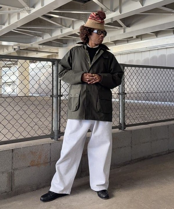 NADEL ナデールさんの「BEAMS WOMEN｜【別注】Barbour / BEDALE 2Layer Classic Fit」を使ったコーディネート