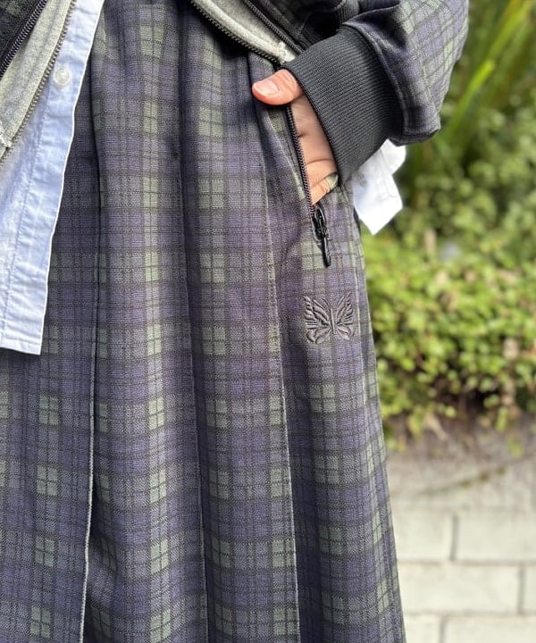 アベアミさんの「BEAMS WOMEN｜オックスフォード ボタンダウン シャツ」を使ったコーディネート