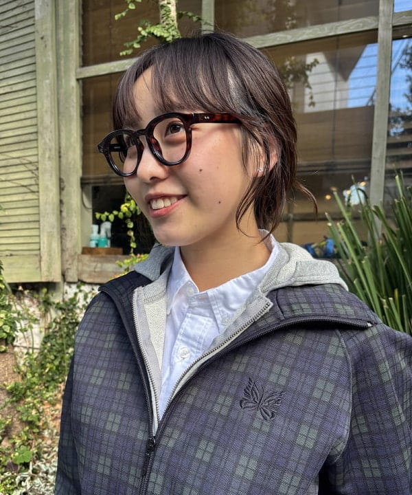 アベアミさんの「BEAMS WOMEN｜オックスフォード ボタンダウン シャツ」を使ったコーディネート