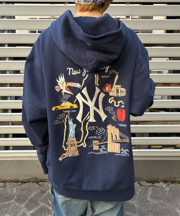 森川 夏衣さんの「BEAMS WOMEN｜【別注】テーラー東洋 / ZIPUP HOODIE」を使ったコーディネート