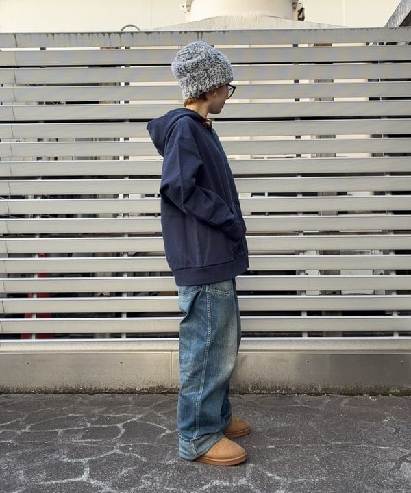 森川 夏衣さんの「BEAMS WOMEN｜【別注】テーラー東洋 / ZIPUP HOODIE」を使ったコーディネート