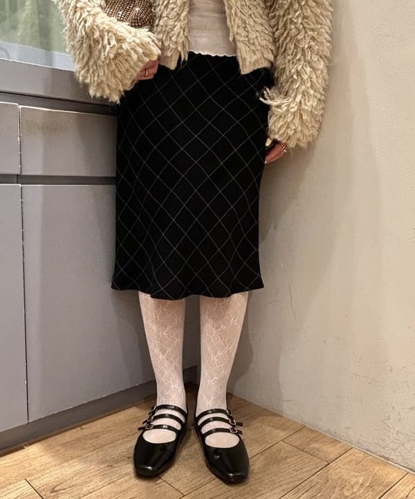 ナカノ アイさんの「BEAMS WOMEN｜ミックス ループ編み ニット ジャケット」を使ったコーディネート