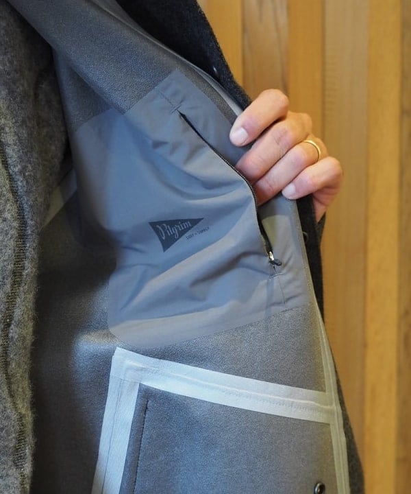 ザハイライツ　thehighlights フーディ　ライトグレー ザハイライツ thehighlights フーディ ライトグレー トップス