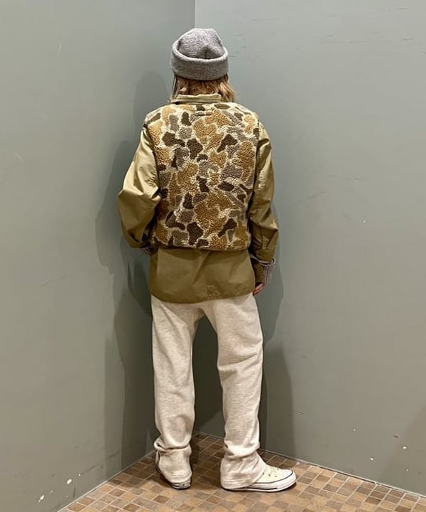 小原 もこさんの「BEAMS WOMEN｜ジャガード ボア プルオーバー」を使ったコーディネート