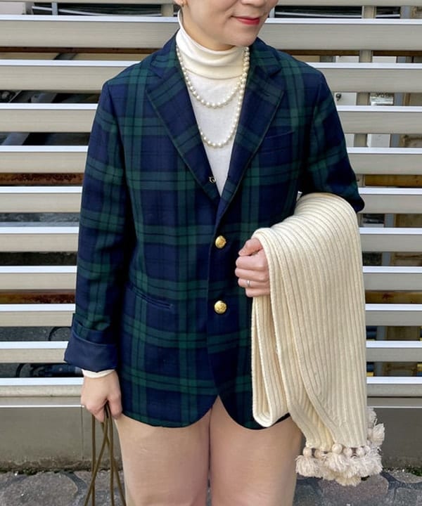 コウリキ　マミさんの「BEAMS WOMEN｜BEAMS BOY / ポリエステル ウール 3ボタン ブレザー」を使ったコーディネート