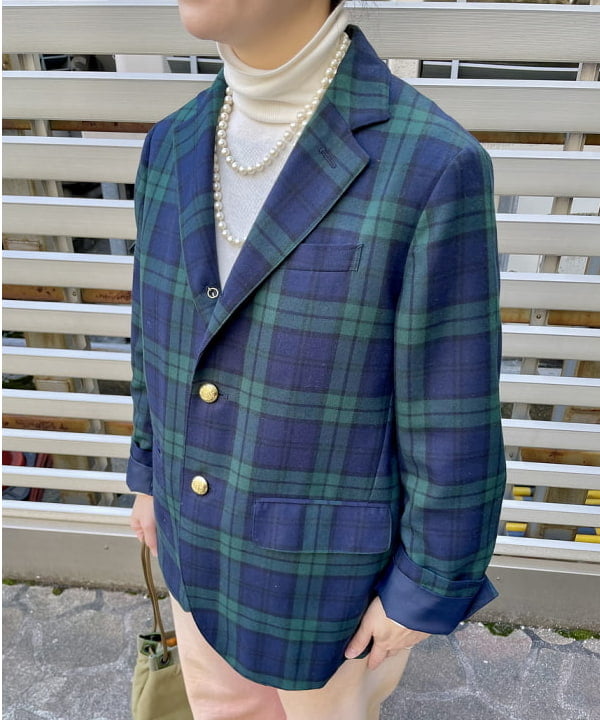 コウリキ　マミさんの「BEAMS WOMEN｜BEAMS BOY / ポリエステル ウール 3ボタン ブレザー」を使ったコーディネート