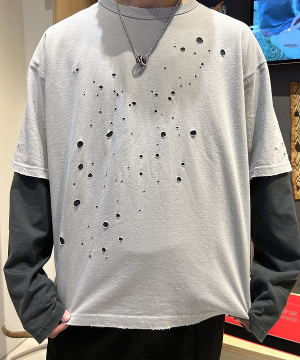 照田 拓史さんの「BEAMS WOMEN｜レイヤード ダメージ Tシャツ」を使ったコーディネート