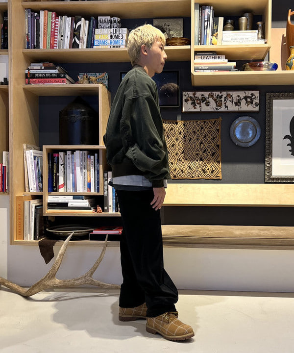 照田 拓史さんの「BEAMS WOMEN｜レイヤード ダメージ Tシャツ」を使ったコーディネート