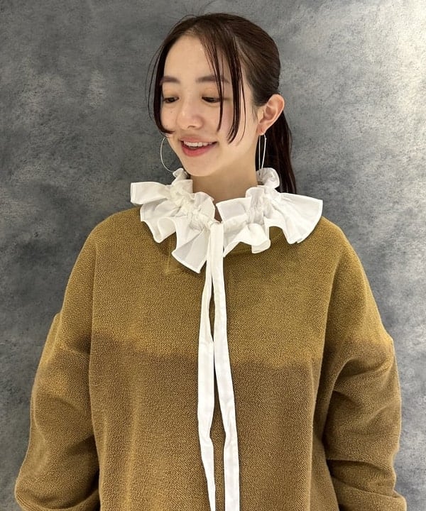 ササキさんの「BEAMS WOMEN｜フリルカラー リボン ブラウス」を使ったコーディネート