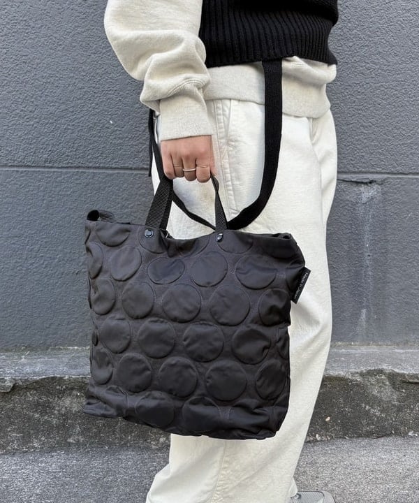 ナガオカ サキさんの「BEAMS WOMEN｜BAG'n'NOUN &times; BEAMS BOY / 別注 ドット バッグ」を使ったコーディネート